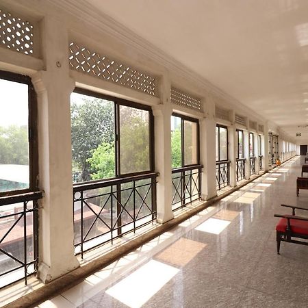 Central Hotel Lucknow Exterior photo